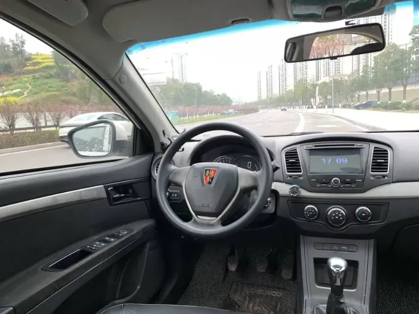 2015 Roewe 350 1.5L 109HP L4 5MT,autocango,china used car exporter,china ev exporter,chinese used car exporter,chinese used ev exporter