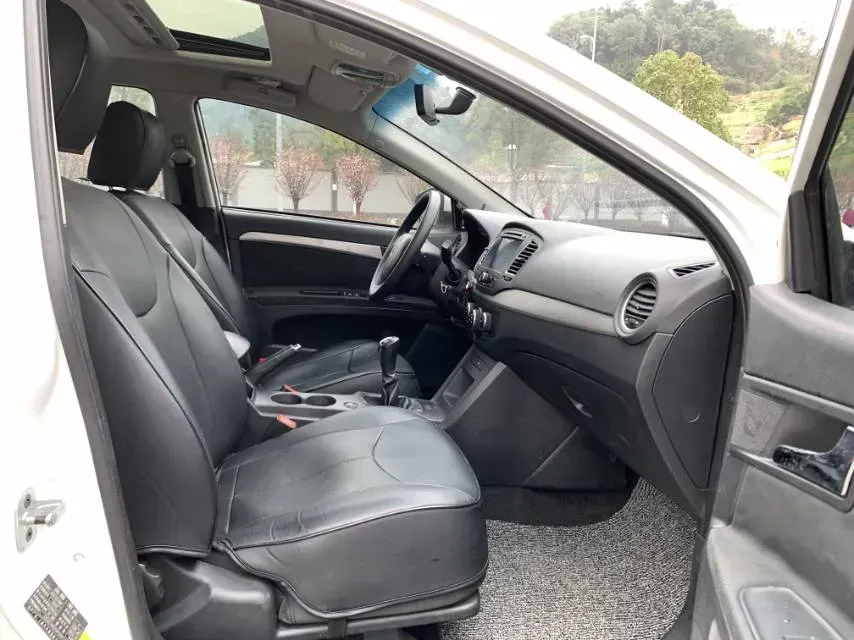 2015 Roewe 350 1.5L 109HP L4 5MT,autocango,china used car exporter,china ev exporter,chinese used car exporter,chinese used ev exporter