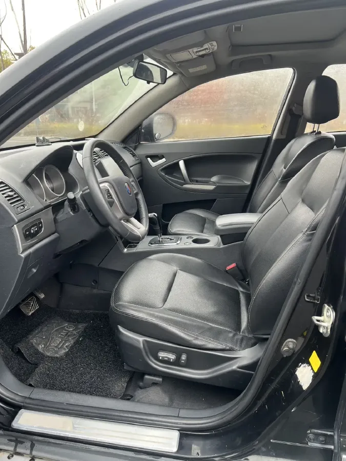 2013 Geely SX7 2.0L 141HP L4 5MT,autocango,china used car exporter,china ev exporter,chinese used car exporter,chinese used ev exporter