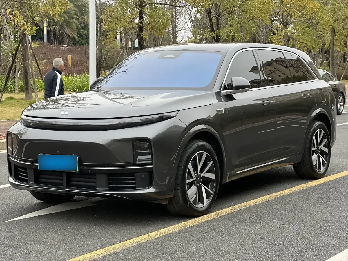2023 Li L7 Range Extended 154HP REEV 40.9KWH