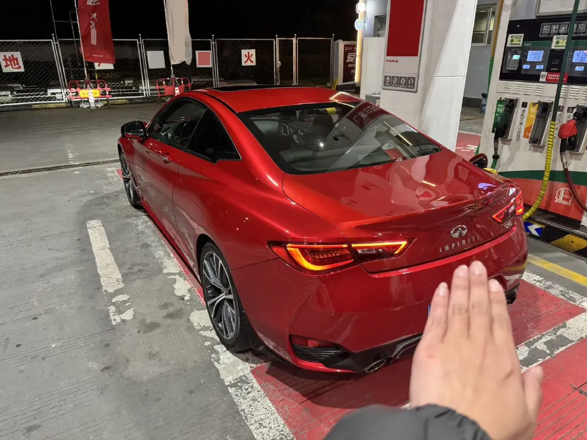 2017 Infiniti Q60 2.0T 211HP L4 7AT,autocango,china used car exporter,china ev exporter,chinese used car exporter,chinese used ev exporter