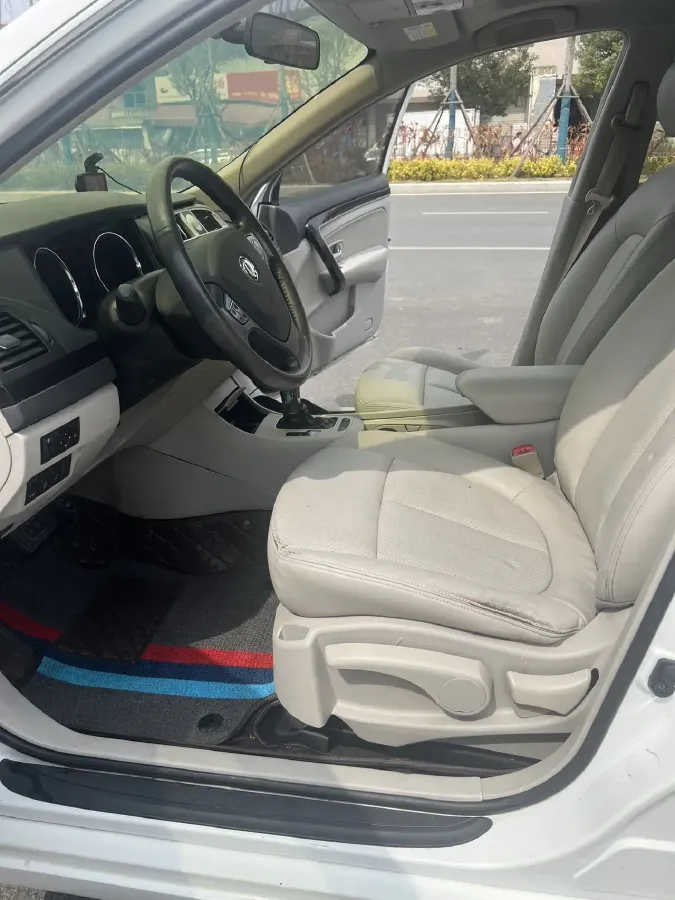 2016 DongFeng Aeolus A60 1.6L 124HP L4 6DCT,autocango,china used car exporter,china ev exporter,chinese used car exporter,chinese used ev exporter