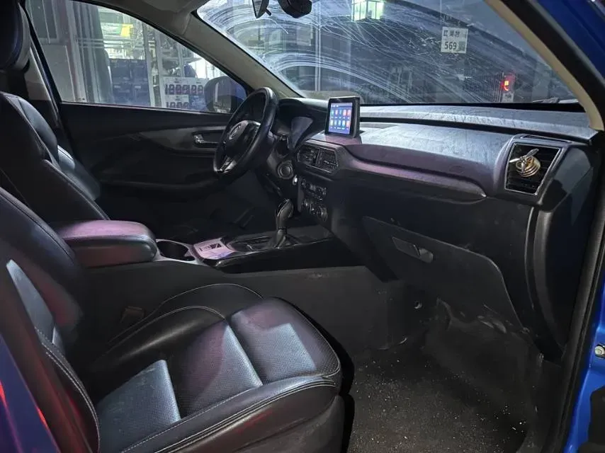 2018 DongFeng Fengon Fengon S560 1.8L 139HP L4 CVT,autocango,china used car exporter,china ev exporter,chinese used car exporter,chinese used ev exporter