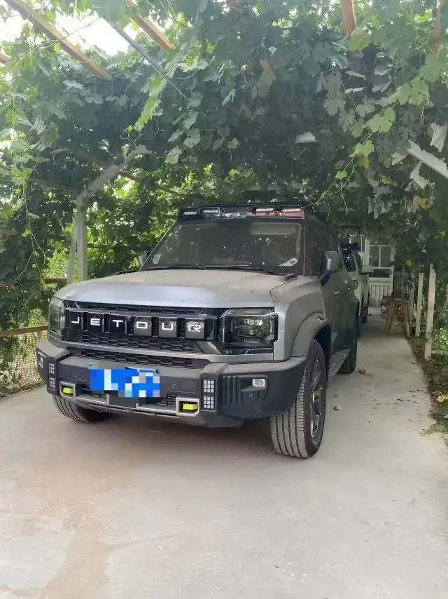 2023 Jetour Traveller 2.0T 254HP L4 7DCT