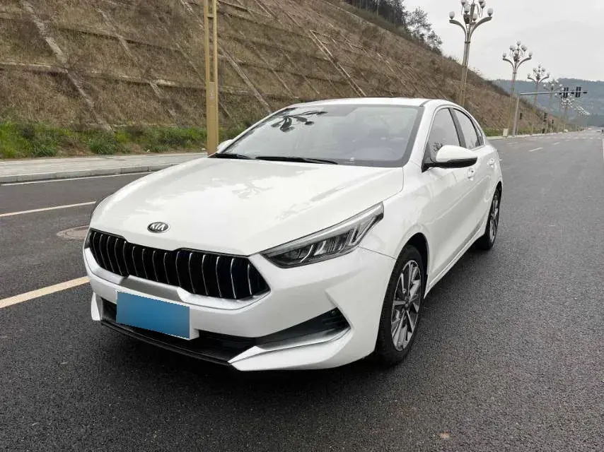 2021 Kia K3 1.5L 115HP L4 CVT