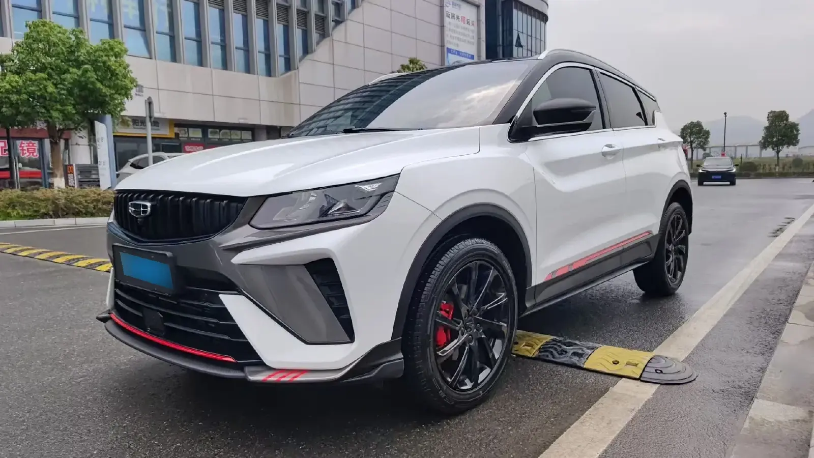 2023 Geely Coolray 1.5T 181HP L4 7DCT