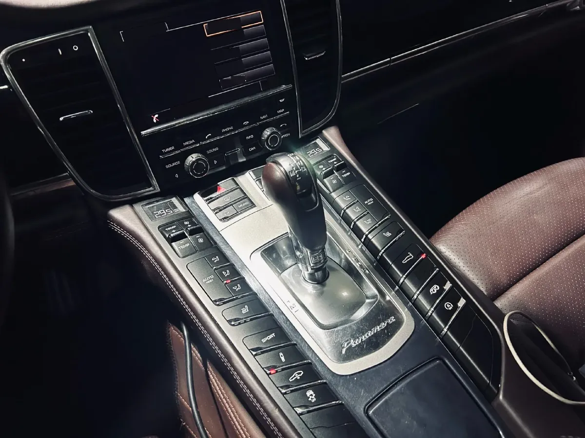 2013 Porsche Panamera 3.6L 300HP V6 7DCT,autocango,china used car exporter,china ev exporter,chinese used car exporter,chinese used ev exporter