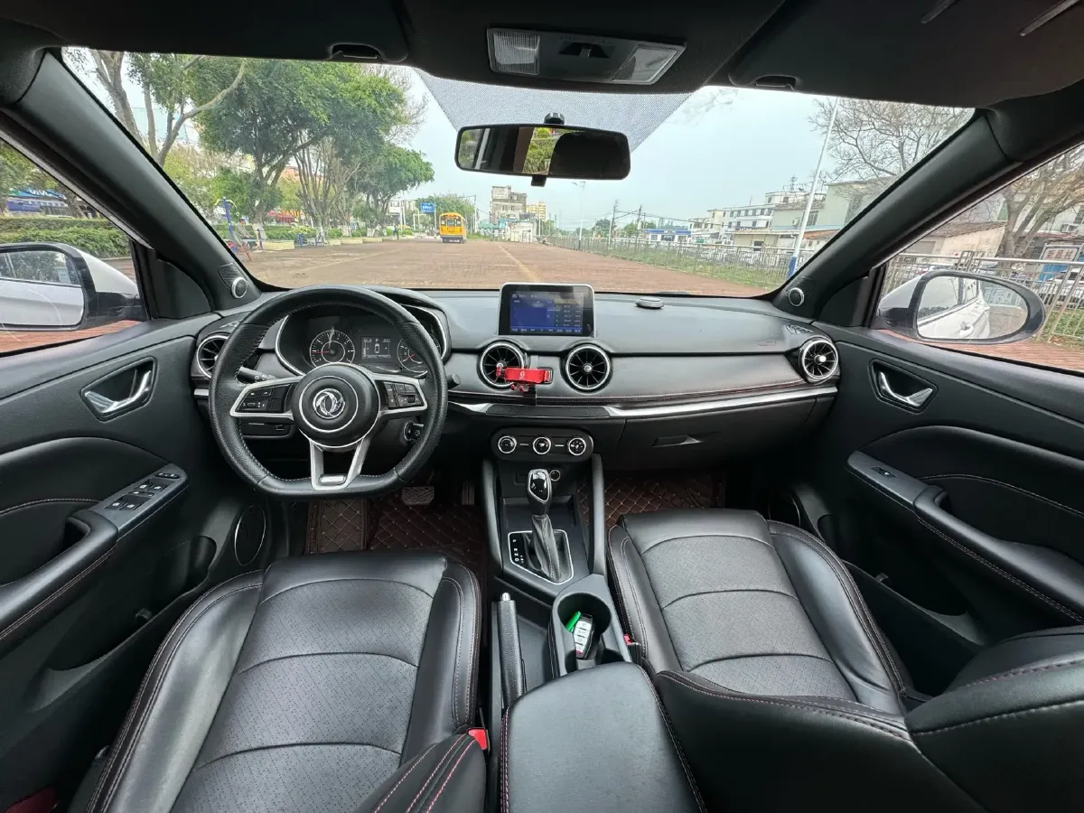 2021 DongFeng Fengon Fengon 500 1.5L 116HP L4 CVT,autocango,china used car exporter,china ev exporter,chinese used car exporter,chinese used ev exporter