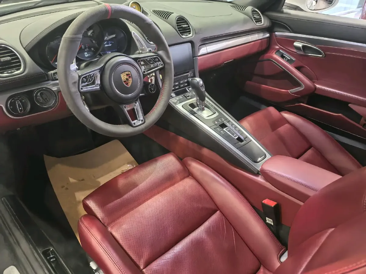 2016 Porsche 718 2.0T 250HP H4 7DCT,autocango,china used car exporter,china ev exporter,chinese used car exporter,chinese used ev exporter