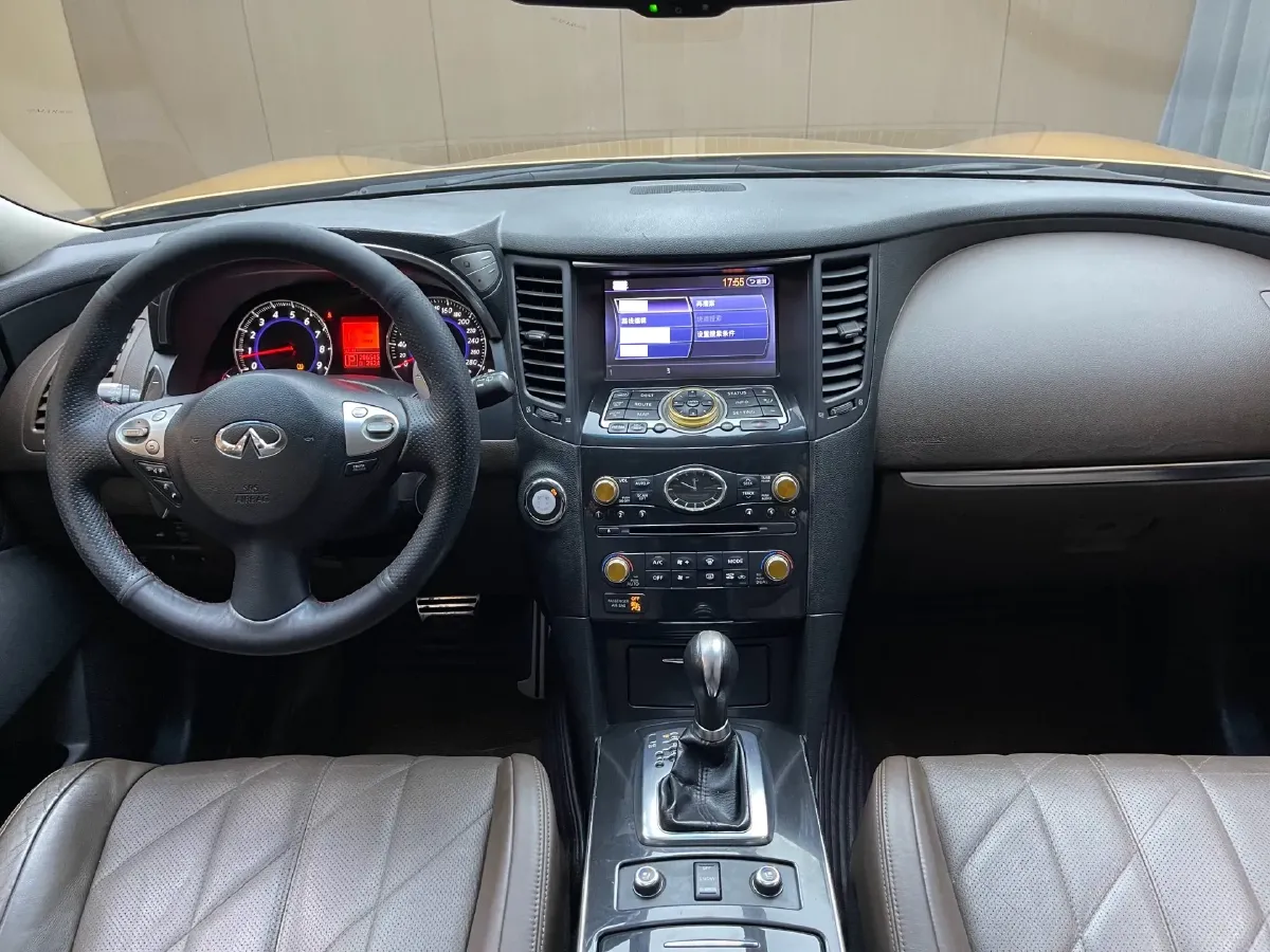 2011 Infiniti FX 3.5L 332HP V6 7AT,autocango,china used car exporter,china ev exporter,chinese used car exporter,chinese used ev exporter