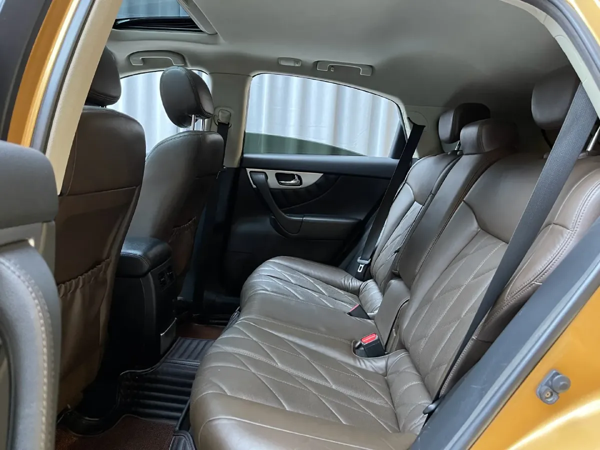 2011 Infiniti FX 3.5L 332HP V6 7AT,autocango,china used car exporter,china ev exporter,chinese used car exporter,chinese used ev exporter