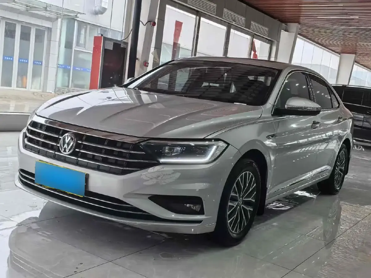 2021 Volkswagen Sagitar 1.4T 150HP L4 7DCT