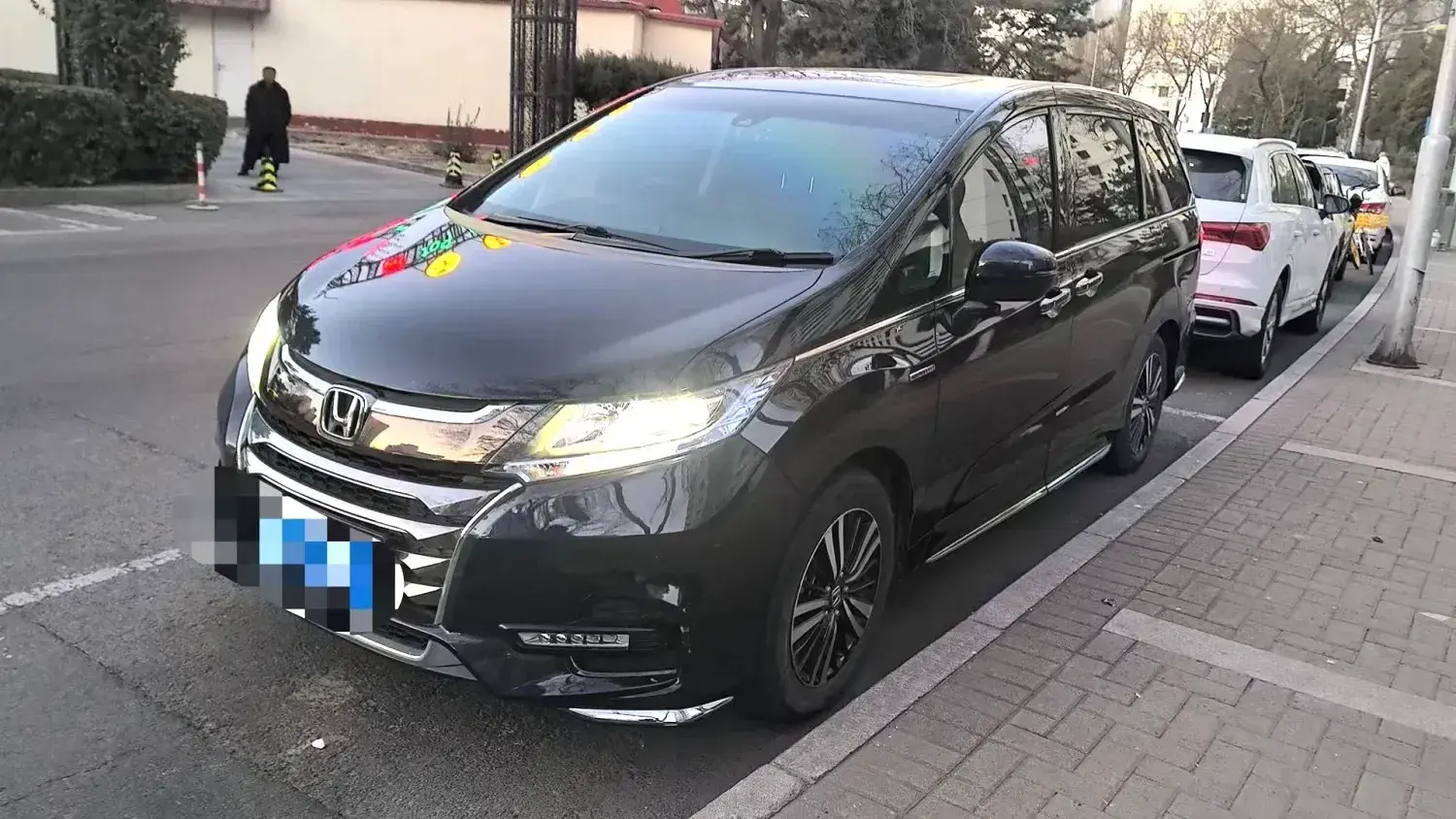 2021 Honda Odyssey 2.0L 146HP L4 E-CVT Hybrid