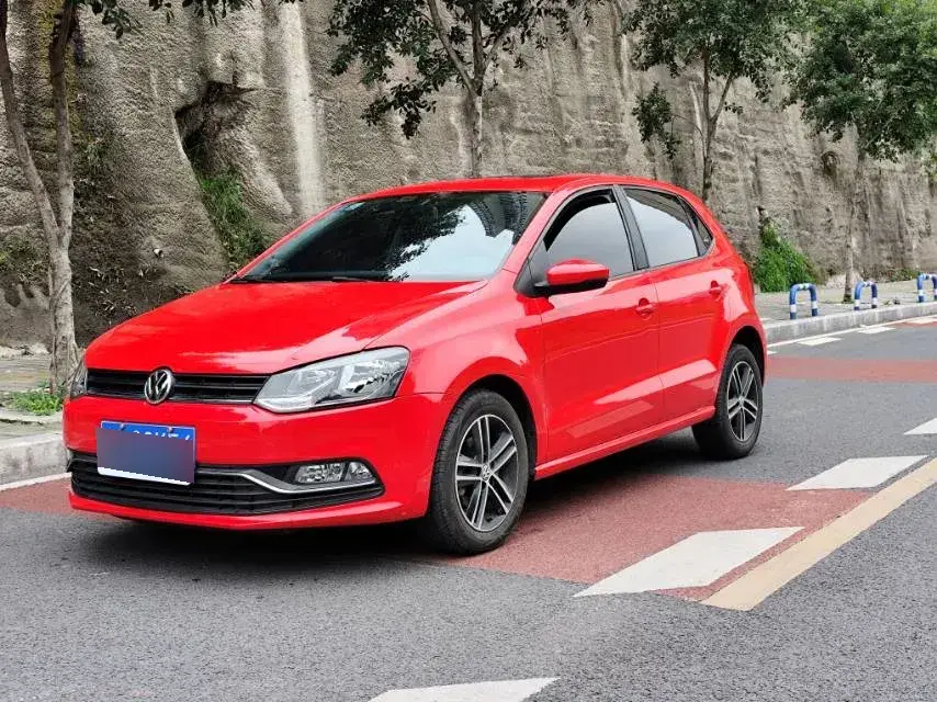 2018 Volkswagen Polo 1.5L 110HP L4 6AT