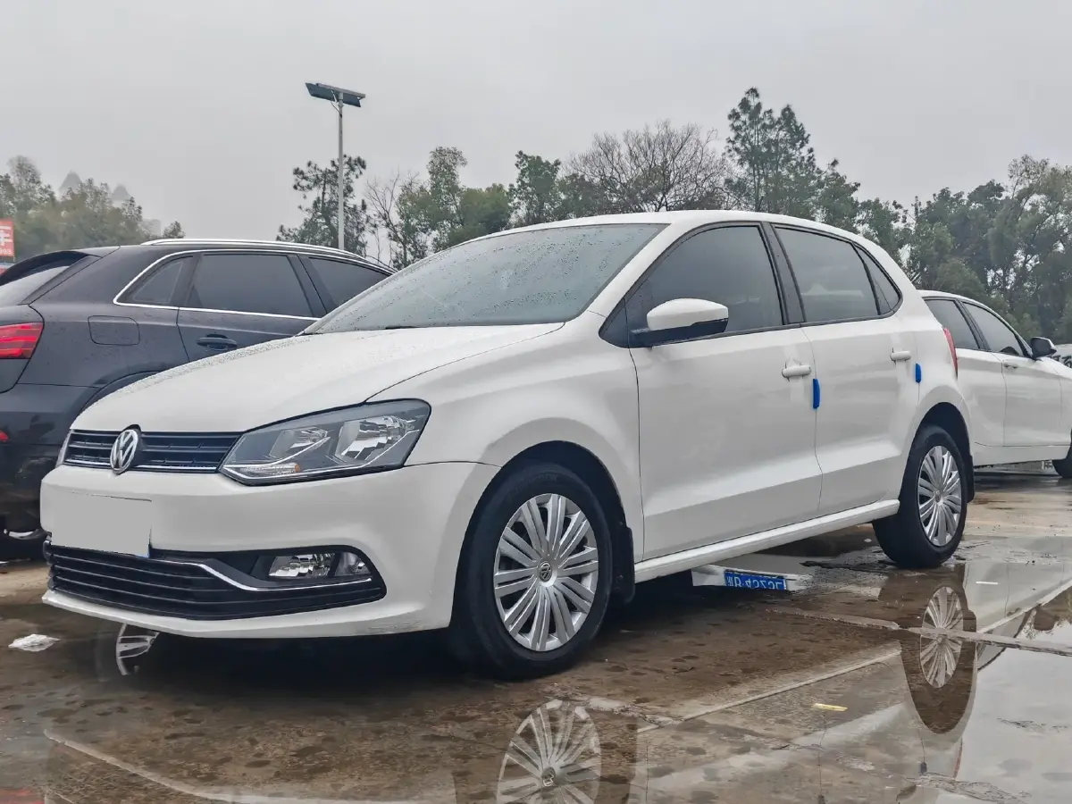2018 Volkswagen Polo 1.5L 110HP L4 6AT