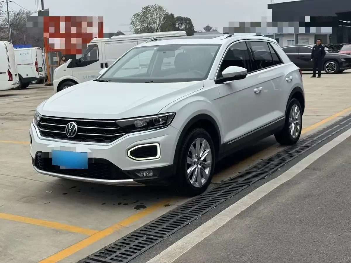 2020 Volkswagen T-Roc 1.4T 150HP L4 7DCT