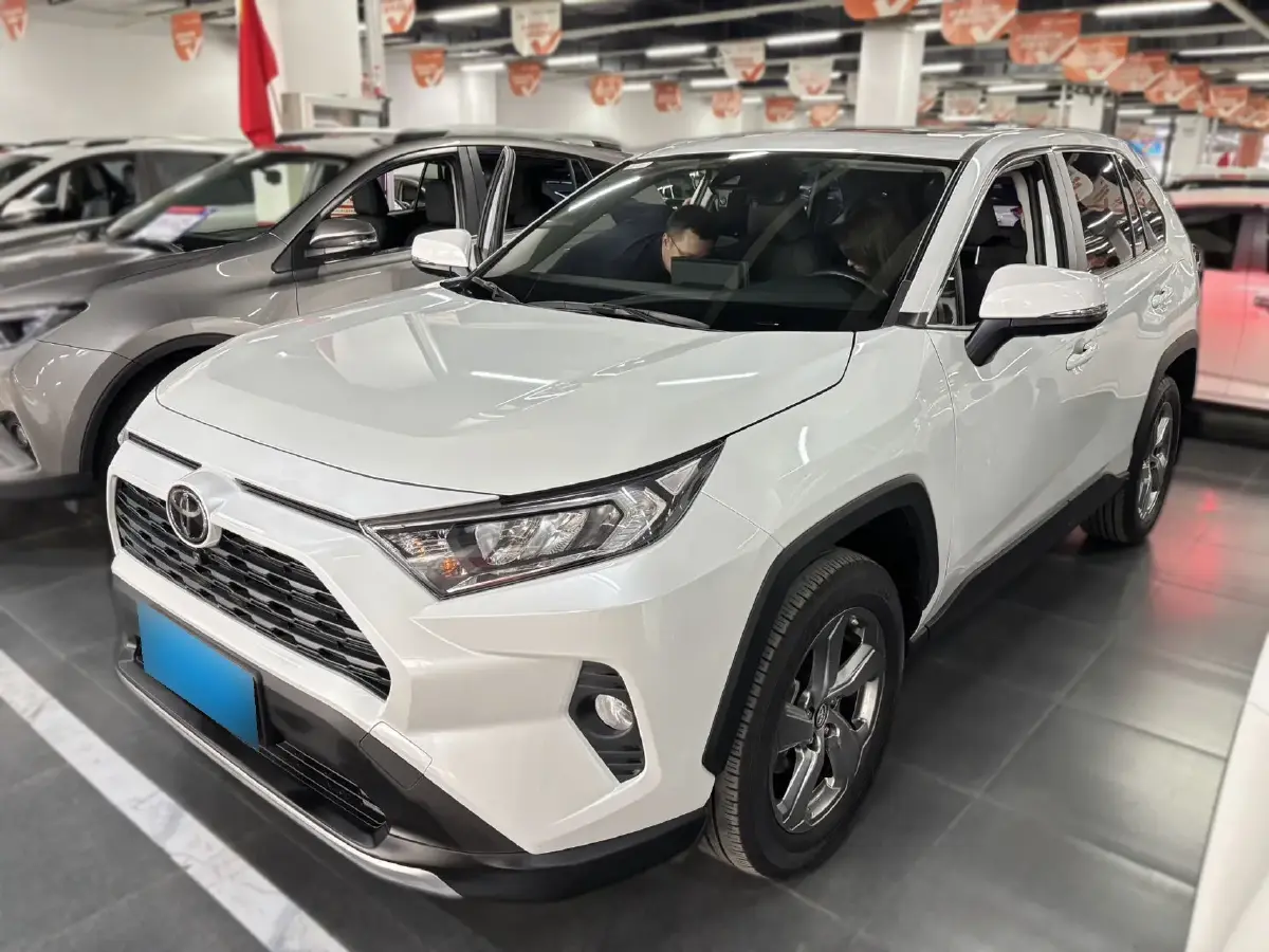 2021 Toyota RAV4 2.0L 171HP L4 CVT