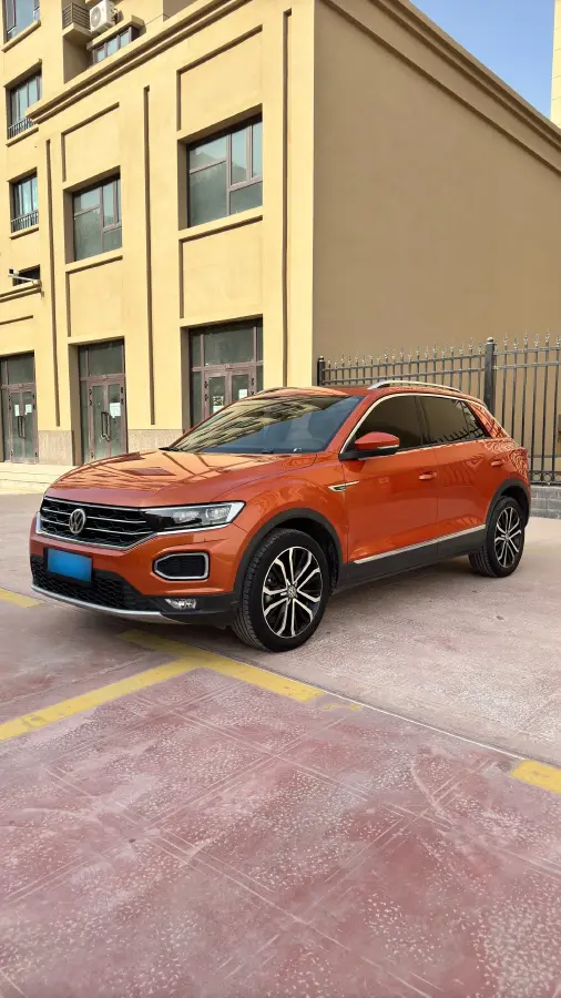 2018 Volkswagen T-Roc 1.4T 150HP L4 7DCT