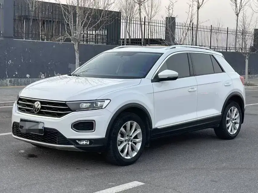 2021 Volkswagen T-Roc 1.4T 150HP L4 7DCT