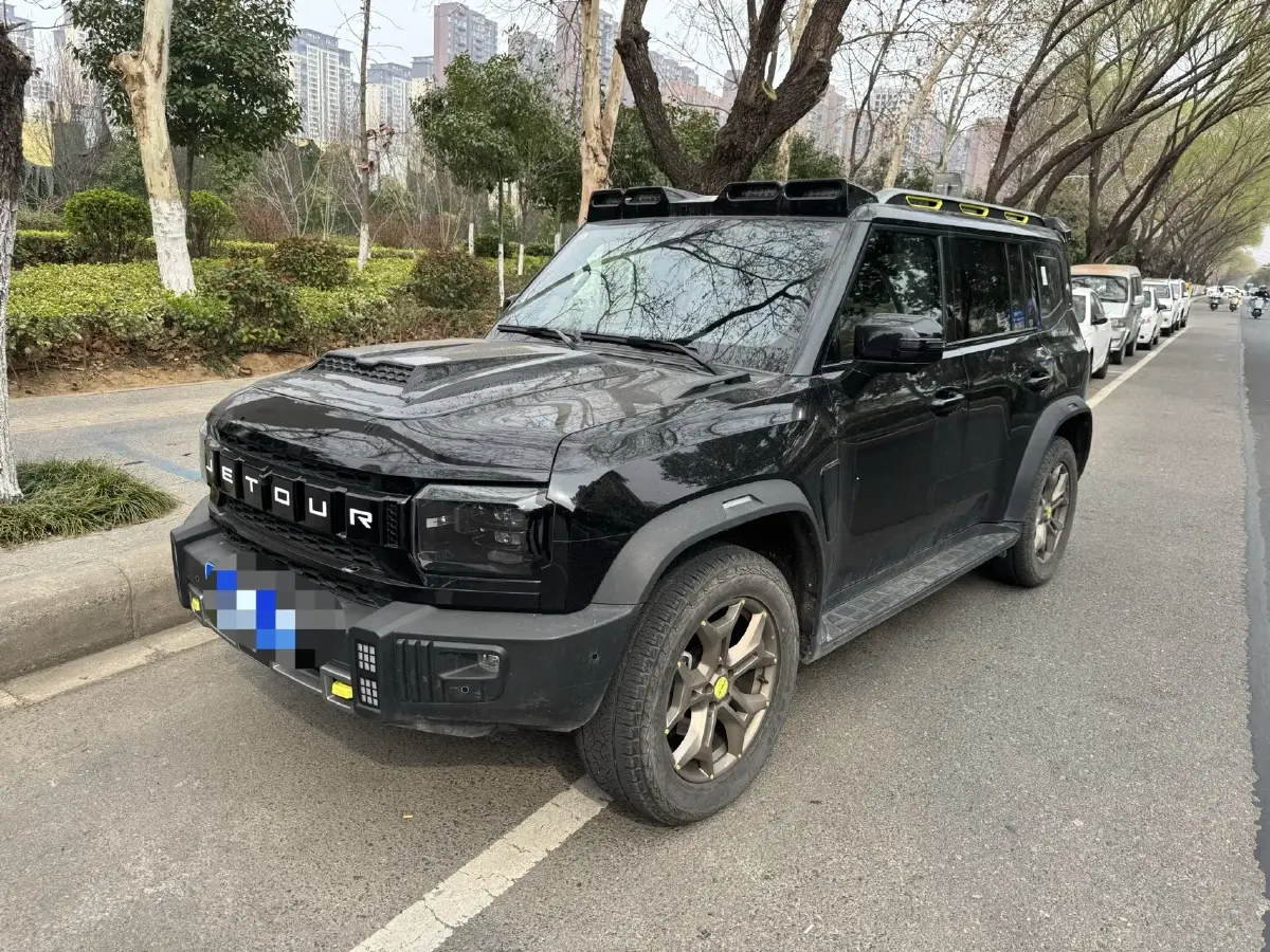 2023 Jetour Traveller 2.0T 254HP L4 8AT