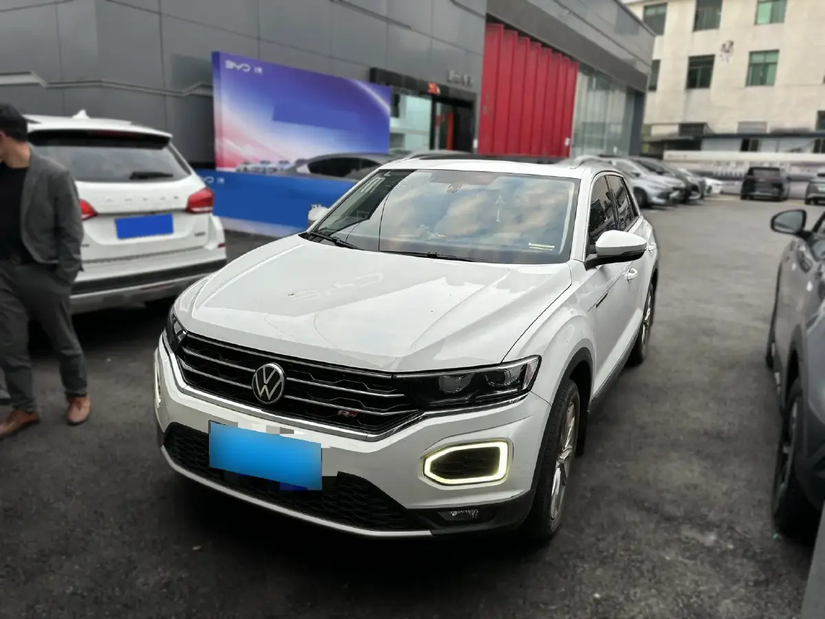 2021 Volkswagen T-Roc 1.4T 150HP L4 7DCT