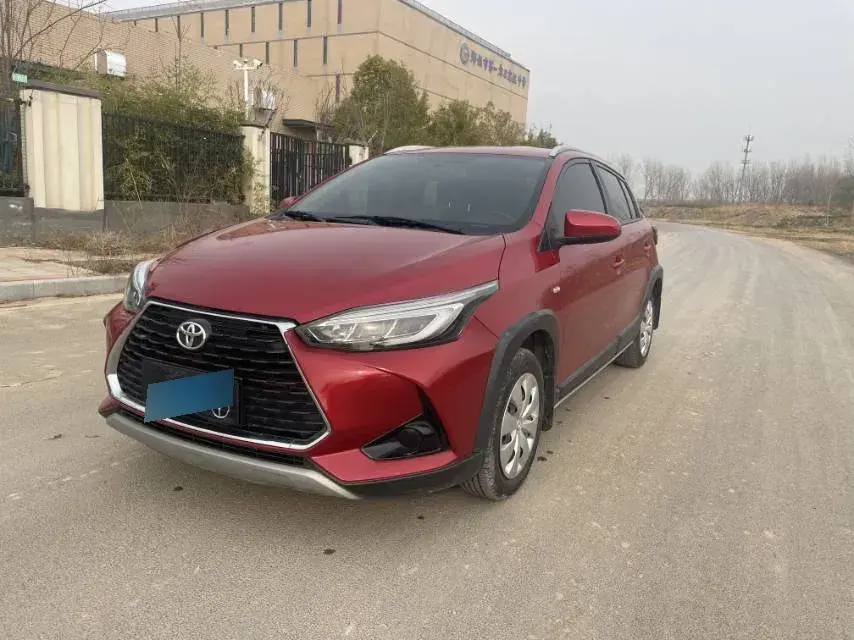 2022 Toyota Yaris L 1.5L 112HP L4 CVT