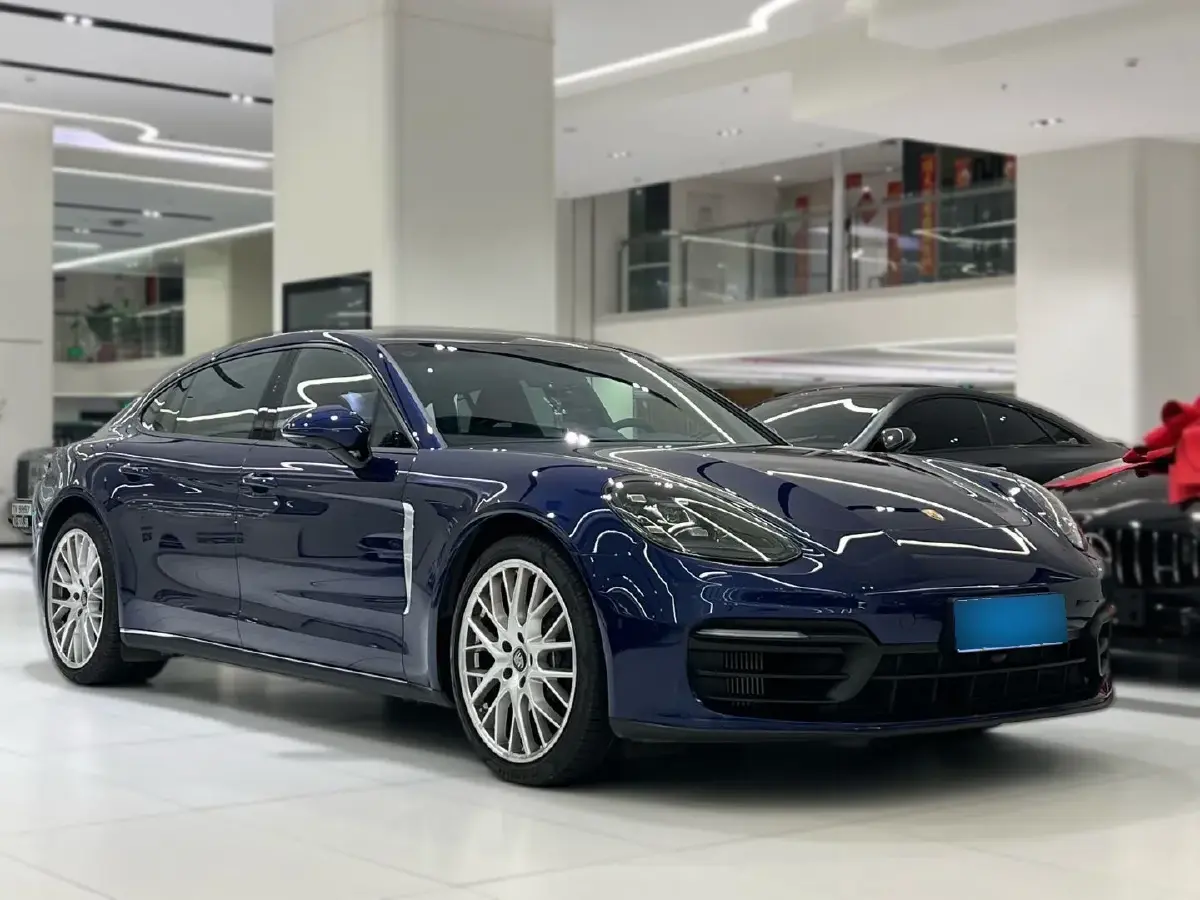 2023 Porsche Panamera 2.9T 330HP V6 8DCT