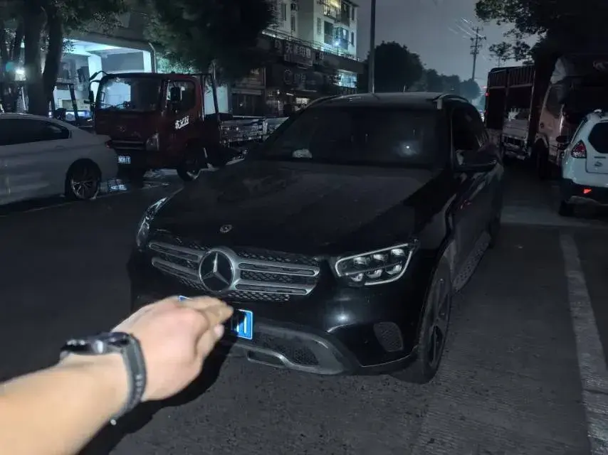 2022 Mercedes-Benz GLC Class 2.0T 197HP L4 9AT