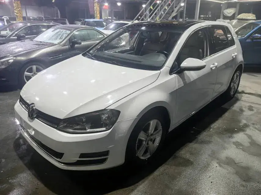 2015 Volkswagen Golf 1.4T 131HP L4 5MT