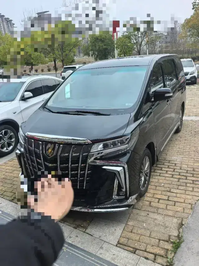 2012 Toyota Alphard 3.5L 275HP V6 6AT
