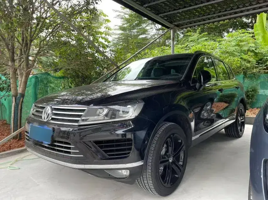 2017 Volkswagen Touareg 3.0T 320HP V6 8AT