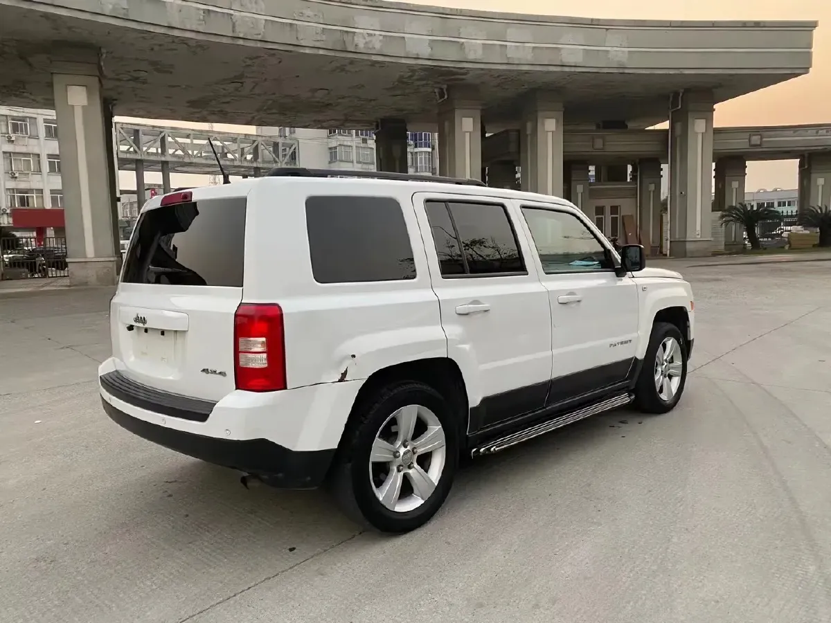 2014 Jeep Patriot 2.0L 156HP L4 CVT,autocango,china used car exporter,china ev exporter,chinese used car exporter,chinese used ev exporter