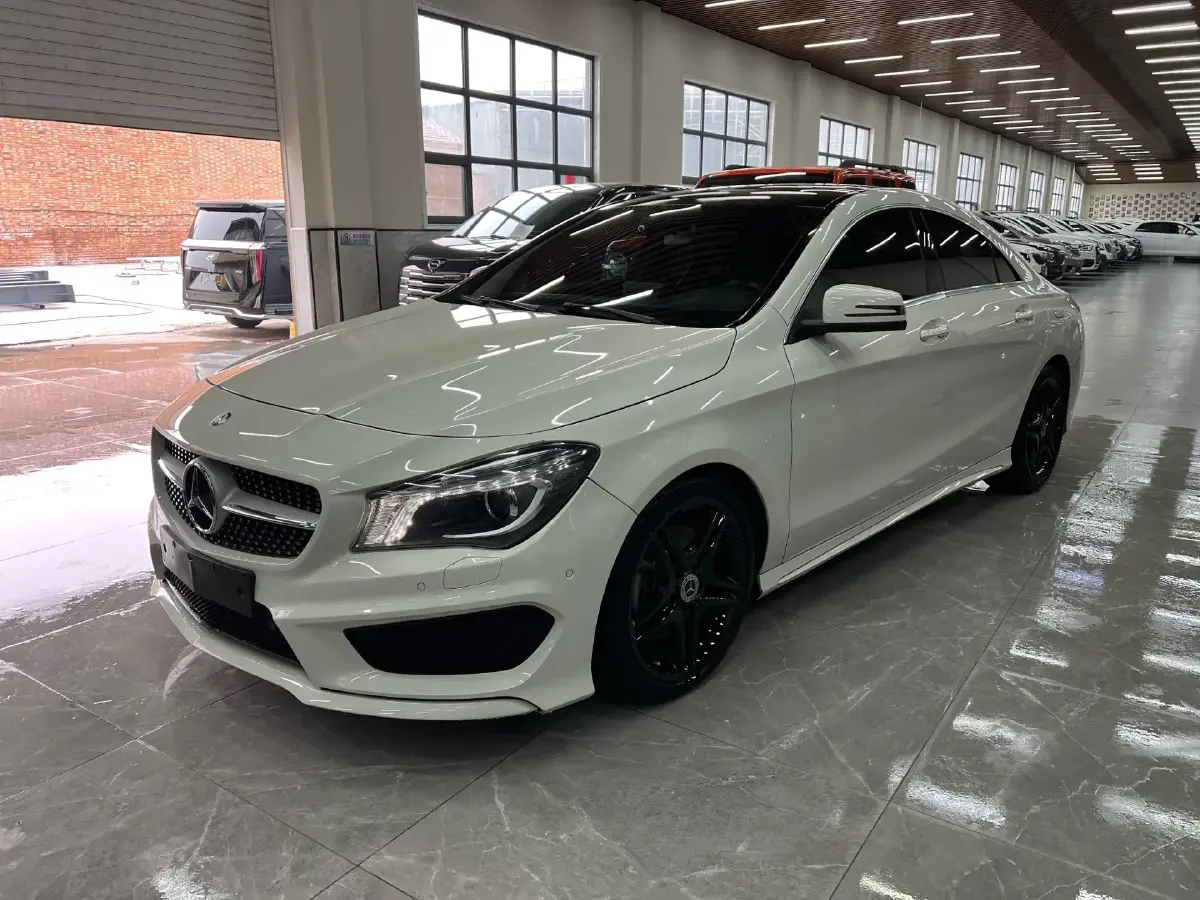 2016 Mercedes-Benz CLA Class 2.0T 184HP L4 7DCT