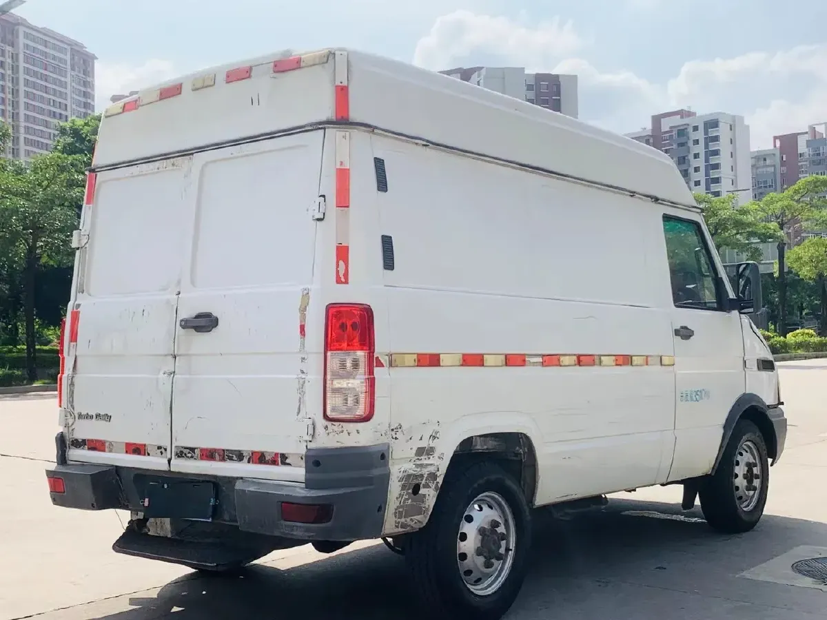 2014 Iveco DeYi 2.5T 122HP L4 5MT,autocango,china used car exporter,china ev exporter,chinese used car exporter,chinese used ev exporter