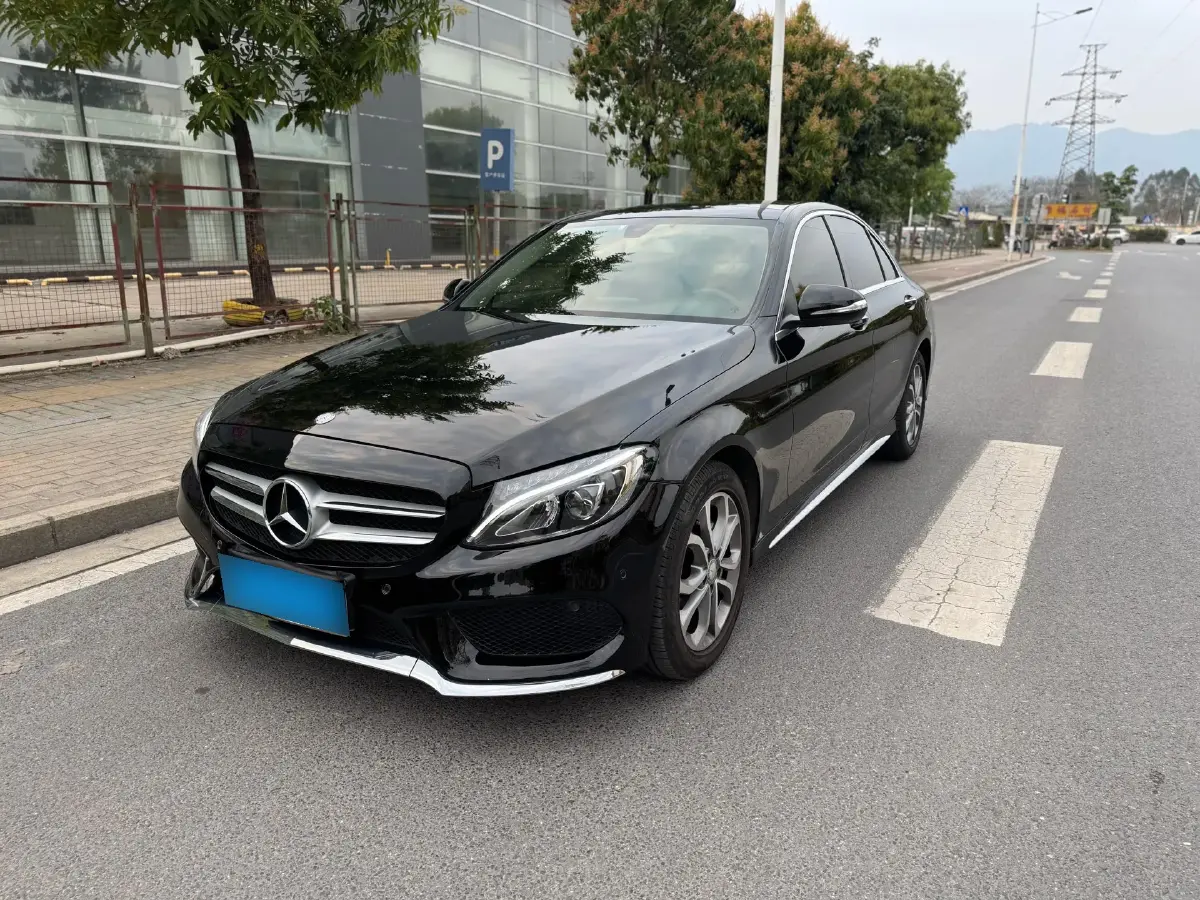 2015 Mercedes-Benz C Class 2.0T 184HP L4 7AT