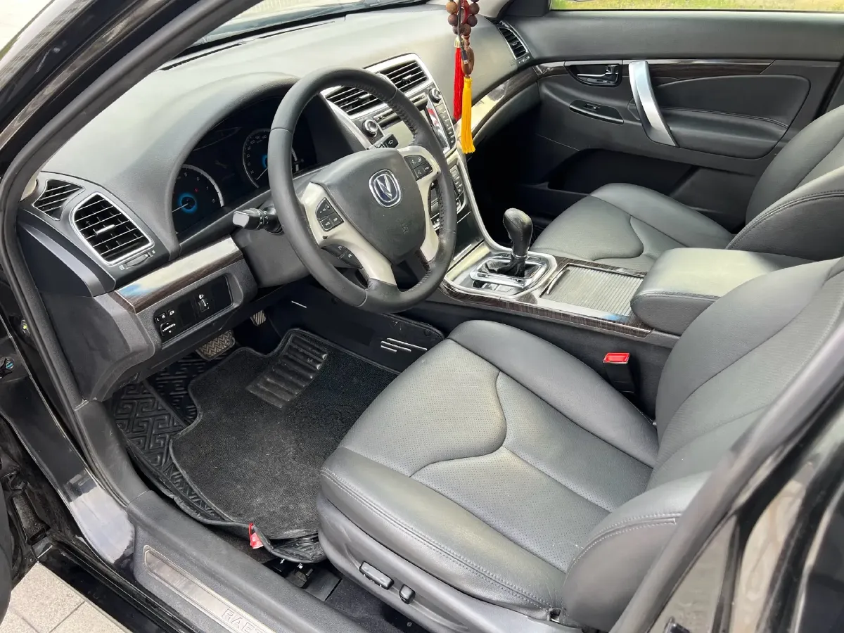 2014 ChangAn Raeton 1.8T 177HP L4 6AT,autocango,china used car exporter,china ev exporter,chinese used car exporter,chinese used ev exporter