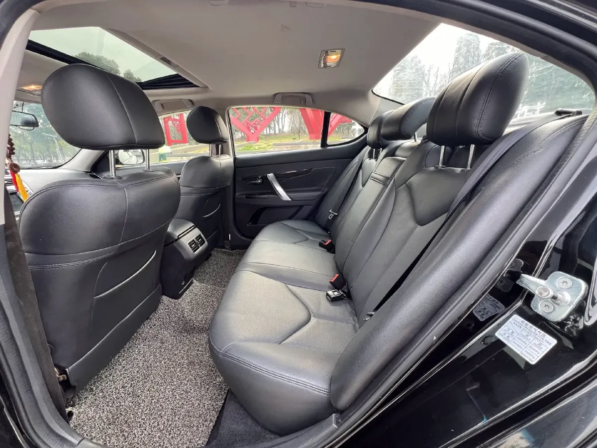 2014 ChangAn Raeton 1.8T 177HP L4 6AT,autocango,china used car exporter,china ev exporter,chinese used car exporter,chinese used ev exporter