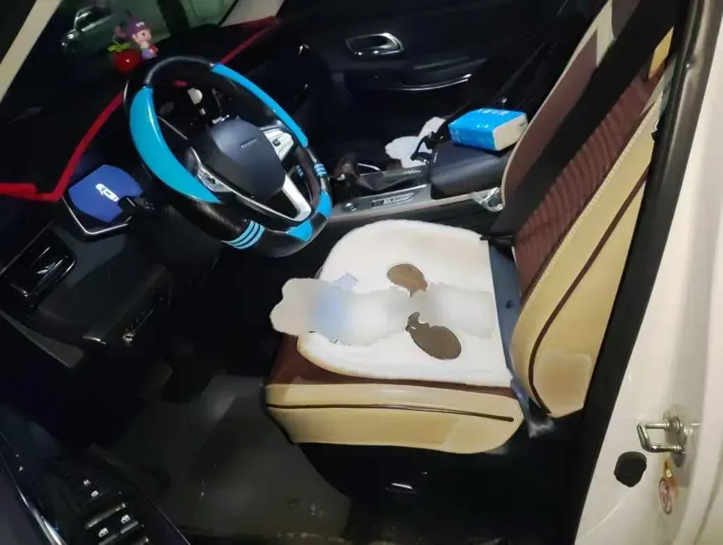 2021 ChangAn Oshan X7 1.5T 178HP L4 7DCT,autocango,china used car exporter,china ev exporter,chinese used car exporter,chinese used ev exporter