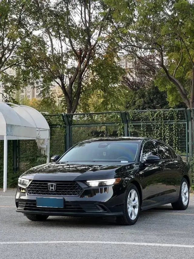 2024 Honda Accord 1.5T 192HP L4 CVT