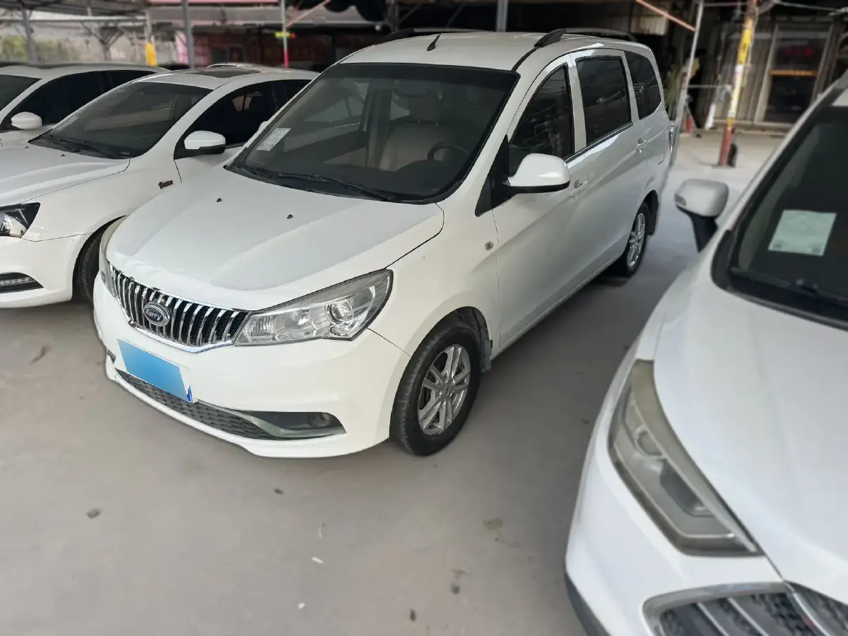 2015 Karry K50 1.5L 109HP L4 5MT