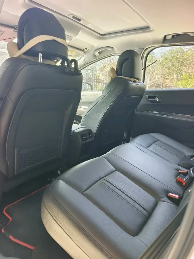 2015 Peugeot 3008 1.6T 167HP L4 6AT,autocango,china used car exporter,china ev exporter,chinese used car exporter,chinese used ev exporter