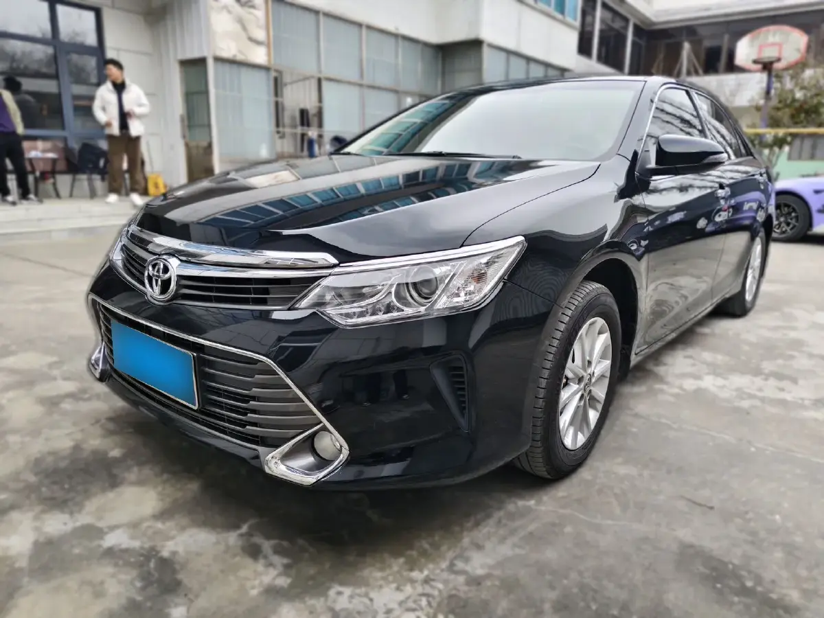 2016 Toyota Camry 2.0L 167HP L4 6AT