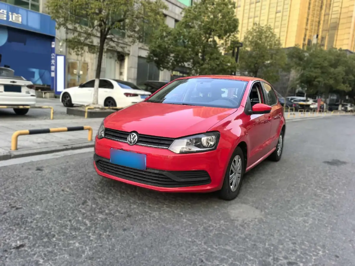 2018 Volkswagen Polo 1.5L 110HP L4 6AT