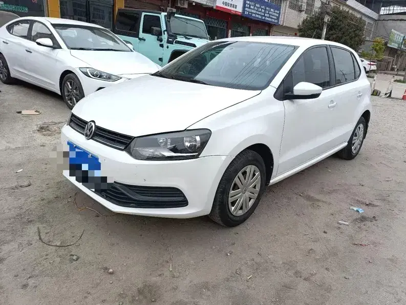 2014 Volkswagen Polo 1.4L 90HP L4 5MT