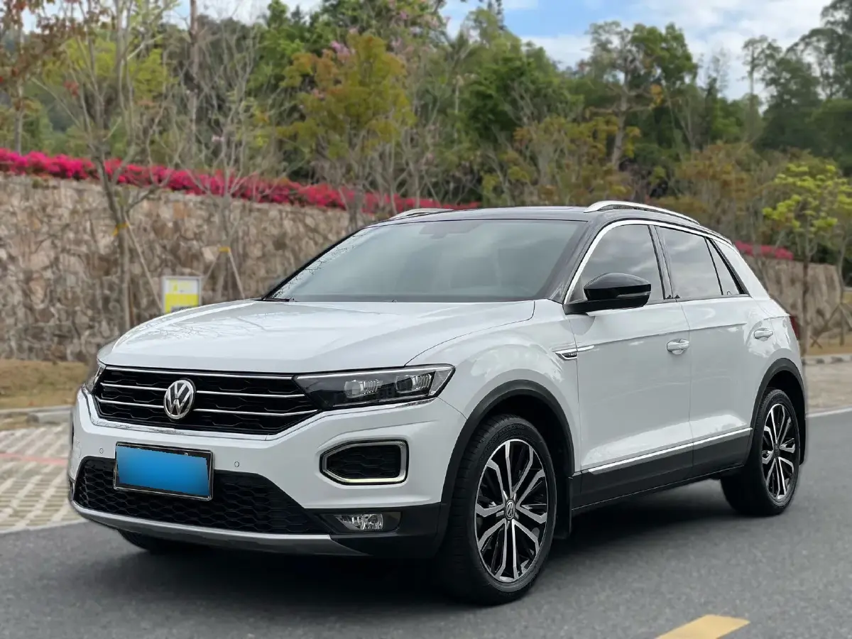 2019 Volkswagen T-Roc 1.4T 150HP L4 7DCT