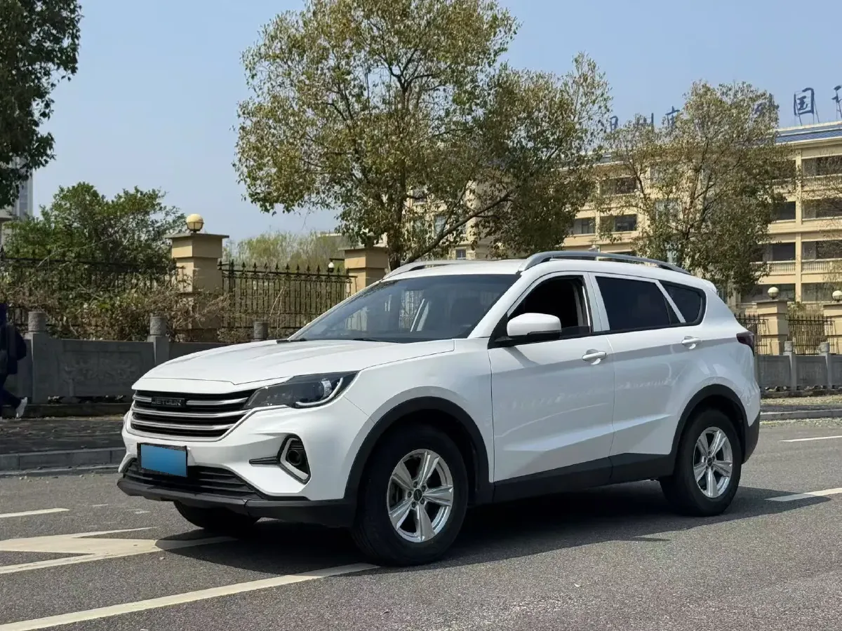 2021 Jetour X70M 1.5T 156HP L4 6MT,autocango,china used car exporter,china ev exporter,chinese used car exporter,chinese used ev exporter