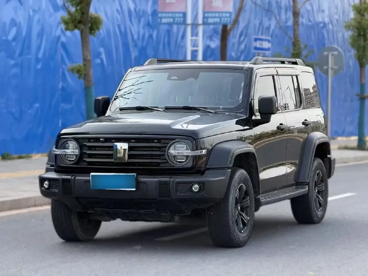 2023 Tank 300 2.0T 227HP L4 8AT