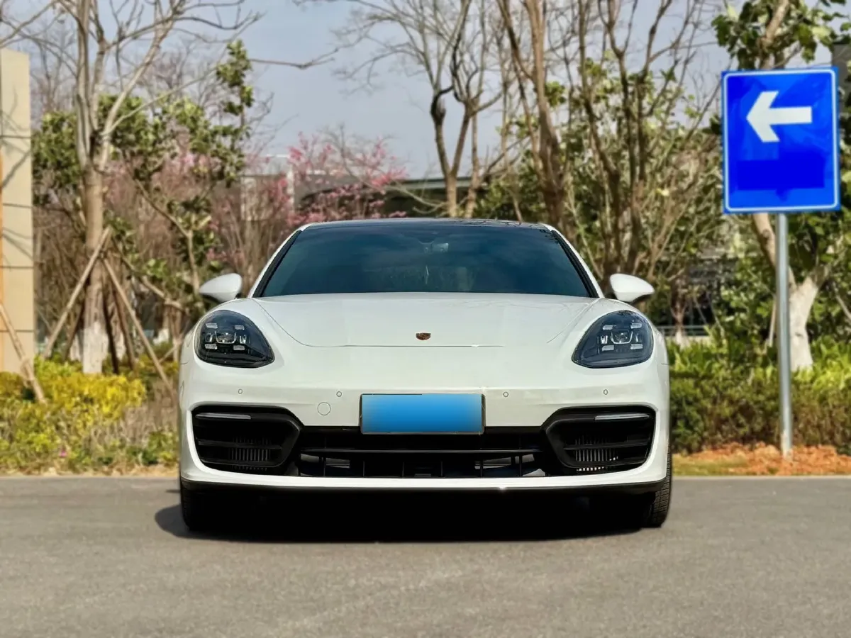 2021 Porsche Panamera 2.9T 330HP V6 8DCT,autocango,china used car exporter,china ev exporter,chinese used car exporter,chinese used ev exporter