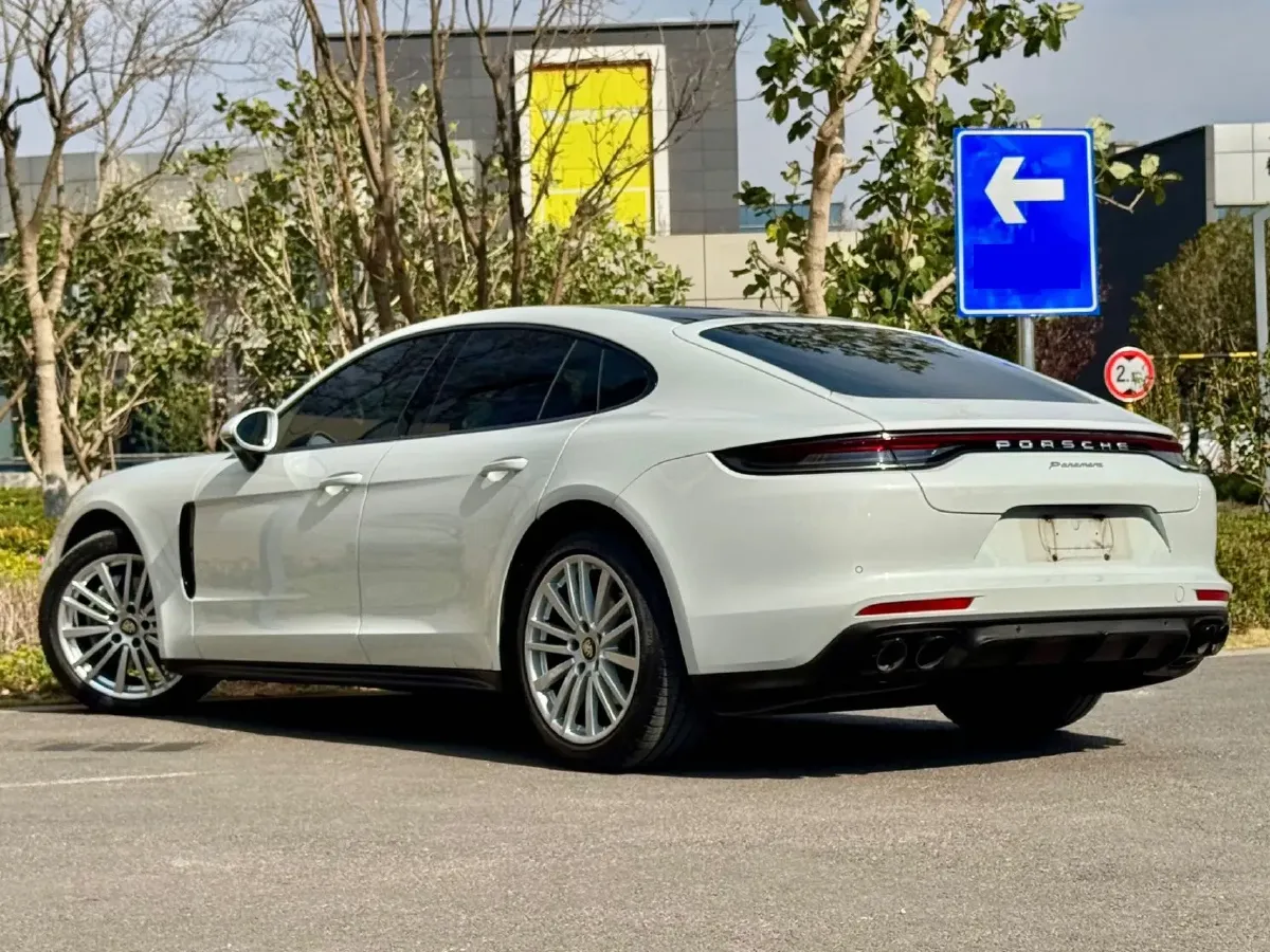 2021 Porsche Panamera 2.9T 330HP V6 8DCT,autocango,china used car exporter,china ev exporter,chinese used car exporter,chinese used ev exporter