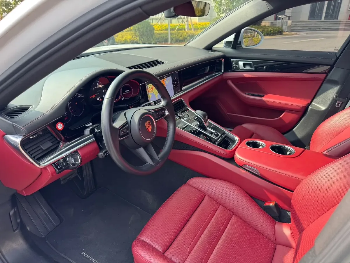 2021 Porsche Panamera 2.9T 330HP V6 8DCT,autocango,china used car exporter,china ev exporter,chinese used car exporter,chinese used ev exporter